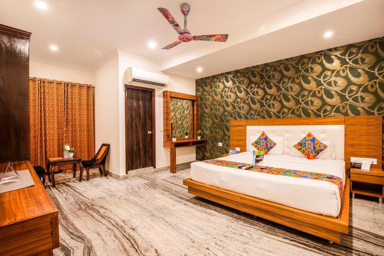 Fabhotel Shoba Estate Delhi Airport New Delhi Exterior photo